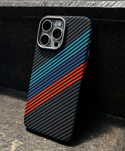 THE M-CARBON BLACK CASE iPhone